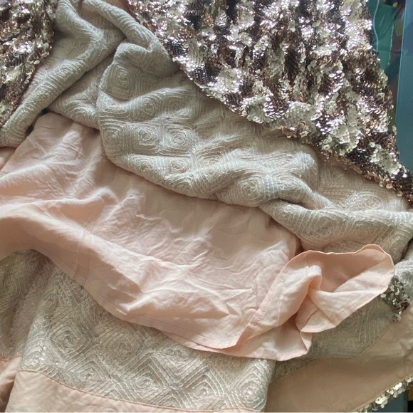 Anthropologie Maeve Rose Gold Sequins Bernadette Tiered Midi Dress Small - Picture 11 of 16